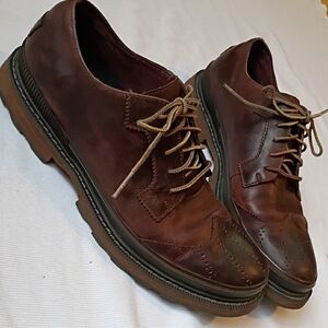 Sorel Dark Brown Wing Tip Madison Men's Oxfords